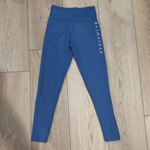 Hardly worn Ryderwear small blue leggings scrunch butt
